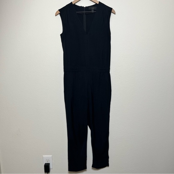 J. Crew Women Crepe Jumpsuit 0 Black Sleeveless V-Neck Minimalist Crop Ankle - Picture 1 of 11